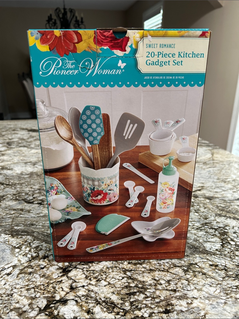 The Pioneer Woman Sweet Romance 20-Piece Kitchen Gadget Set - Turquoise Floral